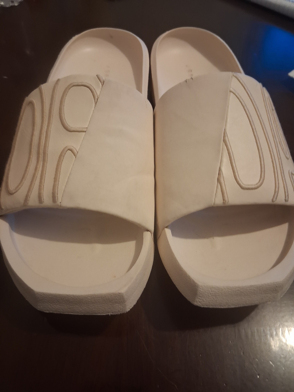 Jordan Women's Cream Slide Sandals Women Size 9M. CZ8027-201